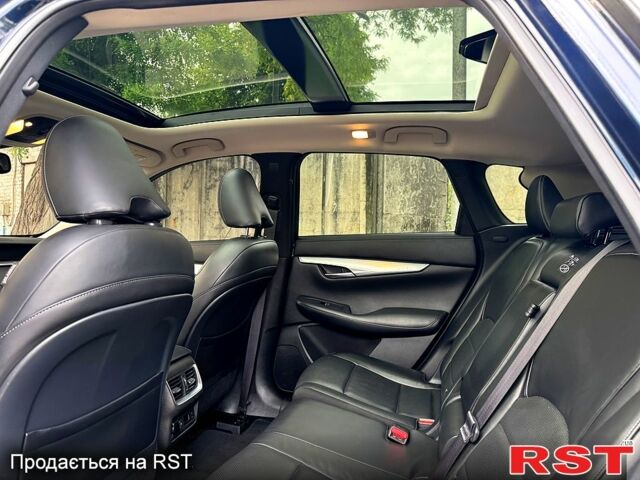Синій Інфініті QX50, об'ємом двигуна 2 л та пробігом 57 тис. км за 19950 $, фото 7 на Automoto.ua