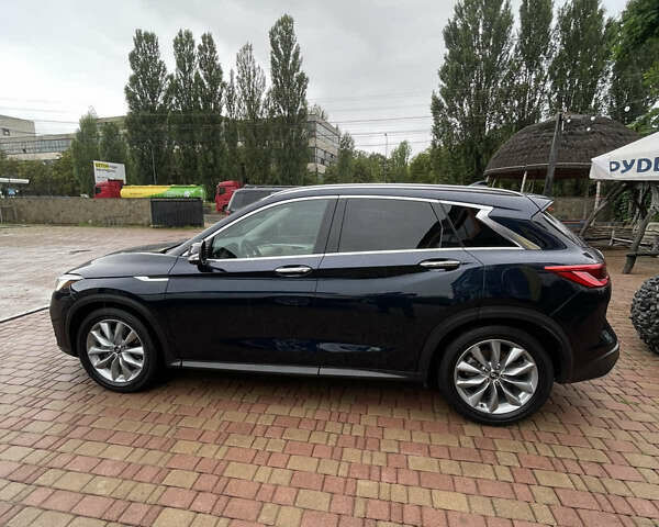 Синий Инфинити QX50, объемом двигателя 2 л и пробегом 17 тыс. км за 28000 $, фото 12 на Automoto.ua