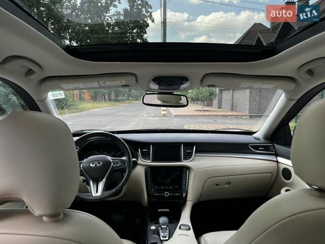Синий Инфинити QX50, объемом двигателя 2 л и пробегом 70 тыс. км за 28500 $, фото 13 на Automoto.ua