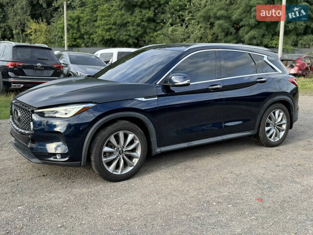 Синій Інфініті QX50, об'ємом двигуна 2 л та пробігом 45 тис. км за 17900 $, фото 12 на Automoto.ua