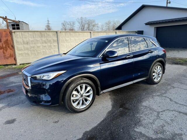 Синій Інфініті QX50, об'ємом двигуна 2 л та пробігом 58 тис. км за 17900 $, фото 2 на Automoto.ua
