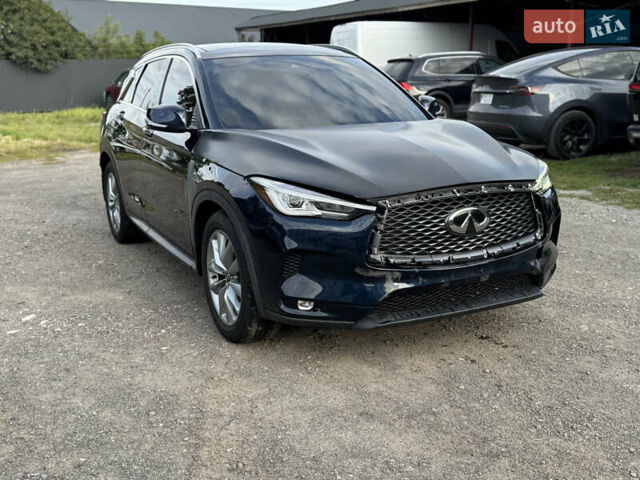 Синій Інфініті QX50, об'ємом двигуна 2 л та пробігом 45 тис. км за 17900 $, фото 3 на Automoto.ua