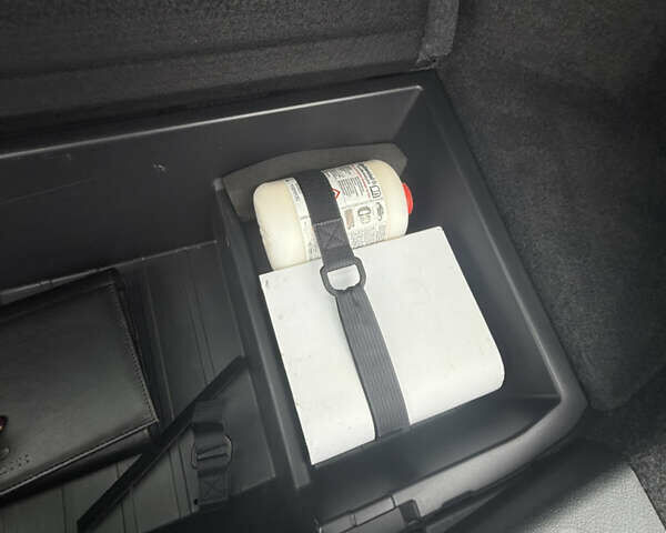 Синий Инфинити QX50, объемом двигателя 2 л и пробегом 31 тыс. км за 31000 $, фото 22 на Automoto.ua