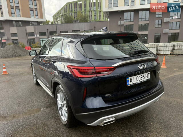 Синий Инфинити QX50, объемом двигателя 2 л и пробегом 31 тыс. км за 31000 $, фото 7 на Automoto.ua