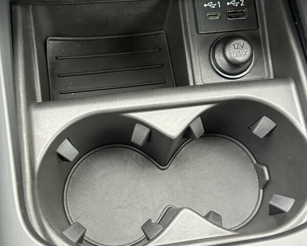 Синий Инфинити QX50, объемом двигателя 2 л и пробегом 31 тыс. км за 31000 $, фото 34 на Automoto.ua