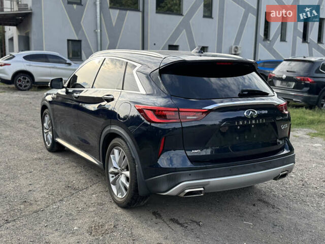 Синій Інфініті QX50, об'ємом двигуна 2 л та пробігом 45 тис. км за 17900 $, фото 9 на Automoto.ua