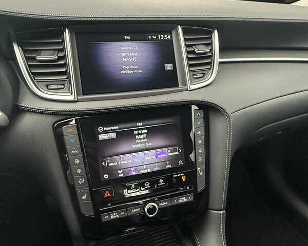 Синий Инфинити QX50, объемом двигателя 2 л и пробегом 31 тыс. км за 31000 $, фото 33 на Automoto.ua