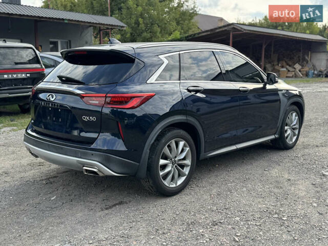 Синій Інфініті QX50, об'ємом двигуна 2 л та пробігом 45 тис. км за 17900 $, фото 7 на Automoto.ua