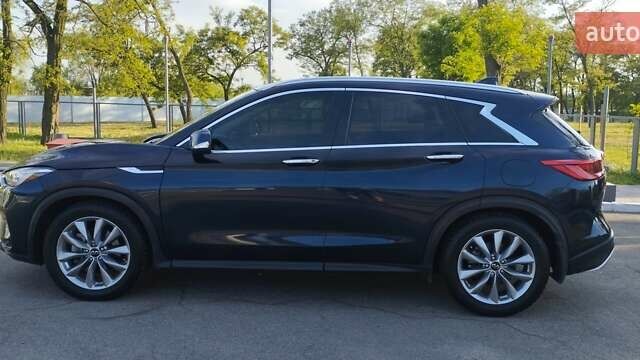 Синій Інфініті QX50, об'ємом двигуна 2 л та пробігом 29 тис. км за 29900 $, фото 15 на Automoto.ua