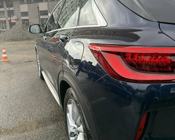Синий Инфинити QX50, объемом двигателя 2 л и пробегом 31 тыс. км за 31000 $, фото 14 на Automoto.ua