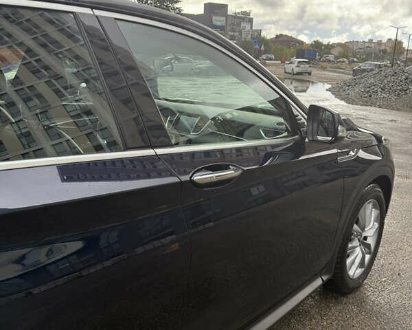 Синий Инфинити QX50, объемом двигателя 2 л и пробегом 31 тыс. км за 31000 $, фото 9 на Automoto.ua