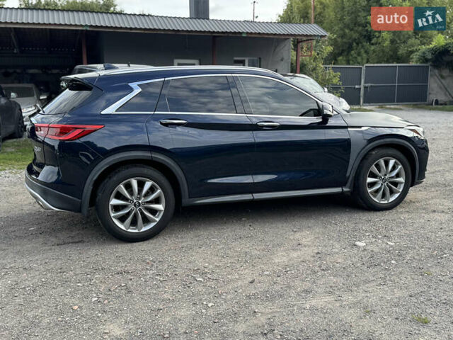 Синій Інфініті QX50, об'ємом двигуна 2 л та пробігом 45 тис. км за 17900 $, фото 6 на Automoto.ua