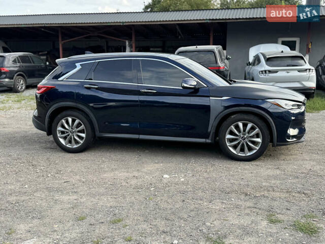 Синій Інфініті QX50, об'ємом двигуна 2 л та пробігом 45 тис. км за 17900 $, фото 5 на Automoto.ua