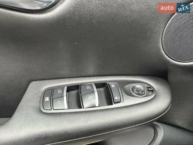 Синий Инфинити QX50, объемом двигателя 2 л и пробегом 65 тыс. км за 21000 $, фото 24 на Automoto.ua