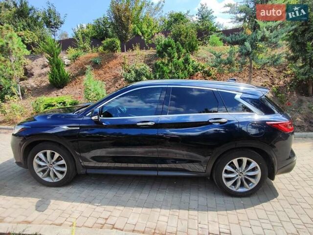 Синій Інфініті QX50, об'ємом двигуна 2 л та пробігом 48 тис. км за 28500 $, фото 3 на Automoto.ua