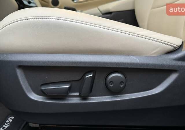 Синий Инфинити QX50, объемом двигателя 2 л и пробегом 37 тыс. км за 25300 $, фото 28 на Automoto.ua