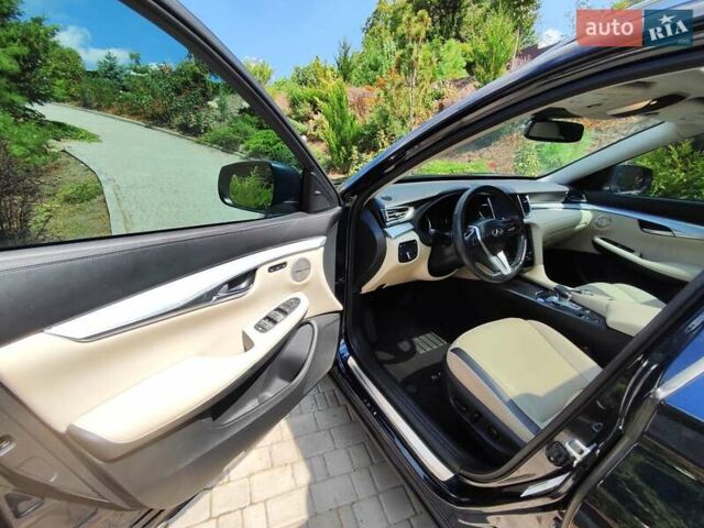 Синій Інфініті QX50, об'ємом двигуна 2 л та пробігом 48 тис. км за 28500 $, фото 11 на Automoto.ua