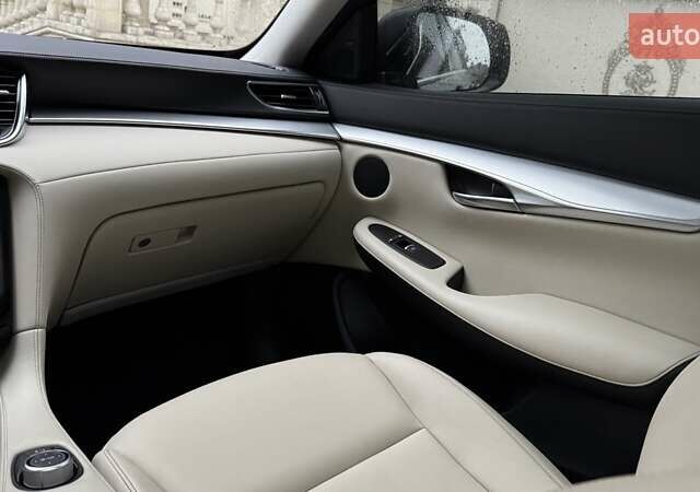 Синий Инфинити QX50, объемом двигателя 2 л и пробегом 37 тыс. км за 25300 $, фото 22 на Automoto.ua