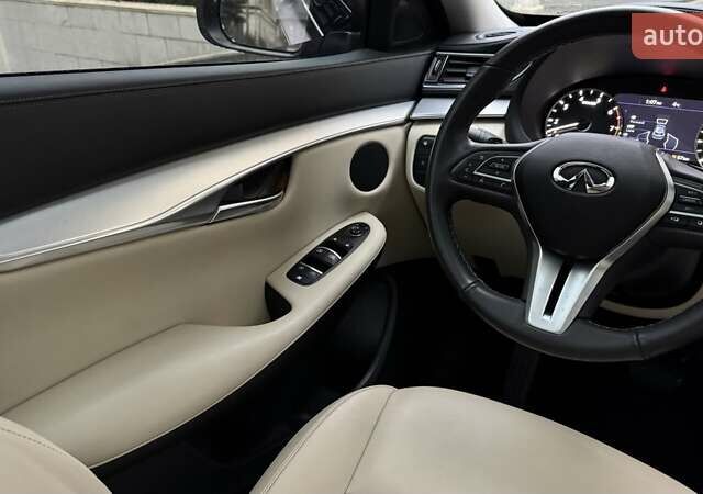Синий Инфинити QX50, объемом двигателя 2 л и пробегом 37 тыс. км за 25300 $, фото 25 на Automoto.ua