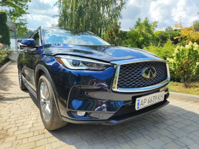 Синий Инфинити QX50, объемом двигателя 2 л и пробегом 77 тыс. км за 25900 $, фото 1 на Automoto.ua