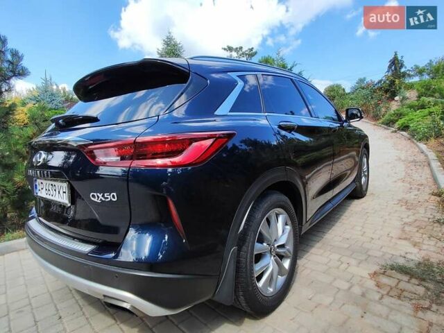 Синій Інфініті QX50, об'ємом двигуна 2 л та пробігом 48 тис. км за 28500 $, фото 2 на Automoto.ua