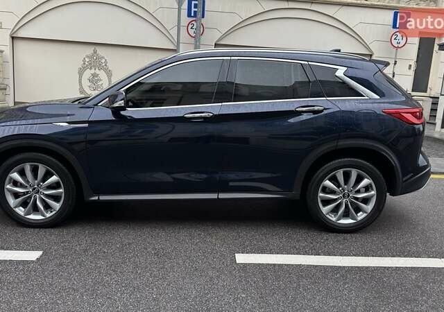 Синий Инфинити QX50, объемом двигателя 2 л и пробегом 37 тыс. км за 25300 $, фото 10 на Automoto.ua