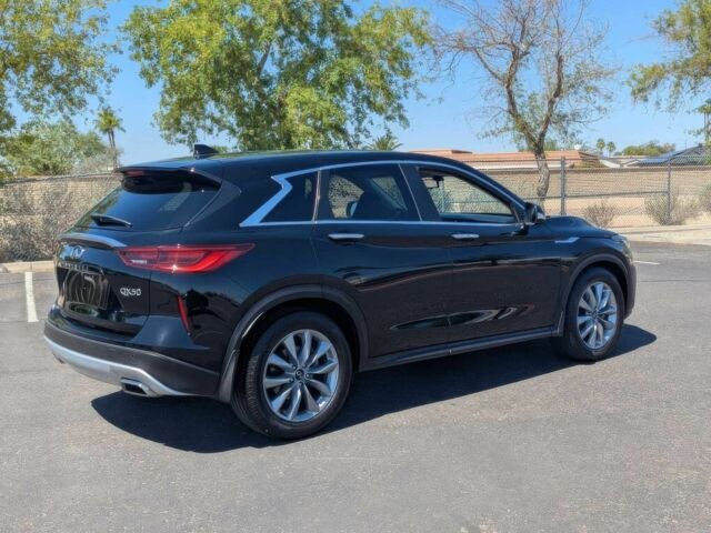 Синий Инфинити QX50, объемом двигателя 2 л и пробегом 17 тыс. км за 7300 $, фото 5 на Automoto.ua