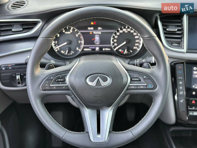 Синий Инфинити QX50, объемом двигателя 2 л и пробегом 16 тыс. км за 31900 $, фото 42 на Automoto.ua