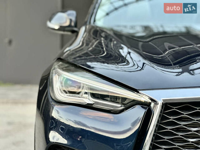 Синий Инфинити QX50, объемом двигателя 2 л и пробегом 16 тыс. км за 31900 $, фото 10 на Automoto.ua