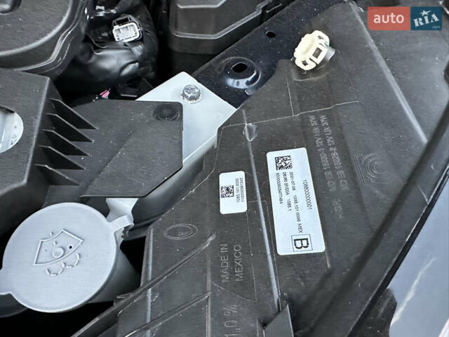 Синий Инфинити QX50, объемом двигателя 2 л и пробегом 16 тыс. км за 31900 $, фото 17 на Automoto.ua