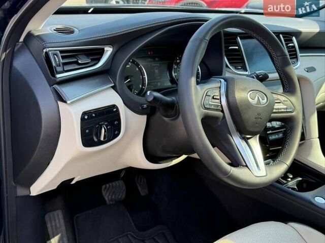 Синий Инфинити QX50, объемом двигателя 1.99 л и пробегом 77 тыс. км за 25999 $, фото 14 на Automoto.ua