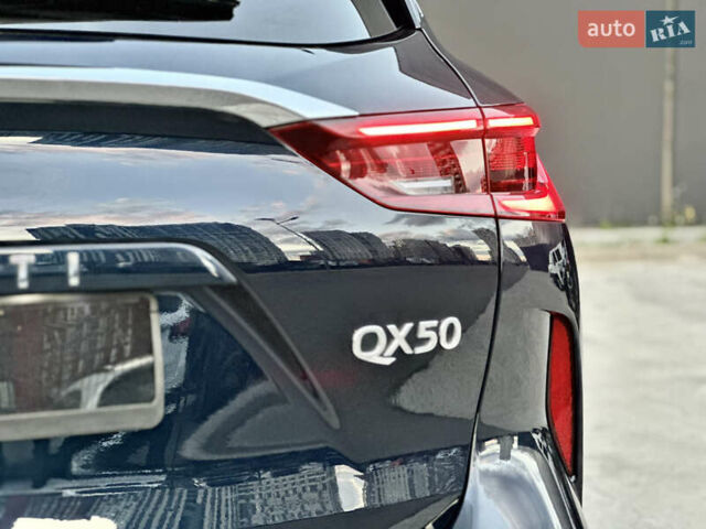 Синий Инфинити QX50, объемом двигателя 2 л и пробегом 16 тыс. км за 31900 $, фото 20 на Automoto.ua