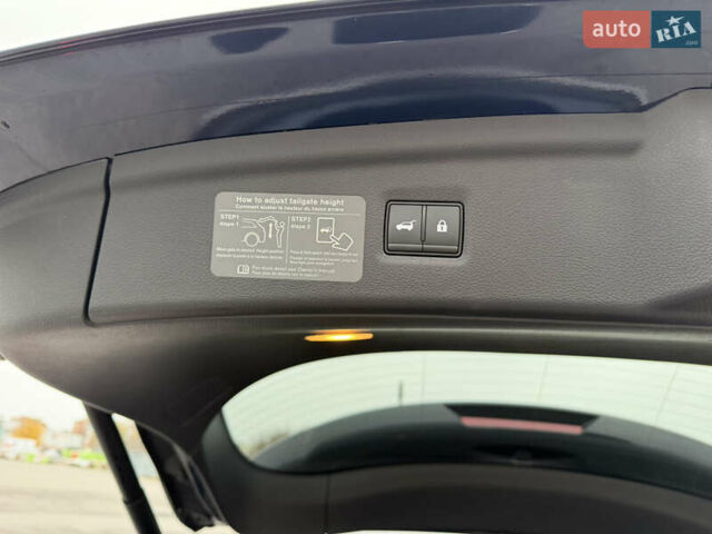 Синий Инфинити QX50, объемом двигателя 1.99 л и пробегом 23 тыс. км за 22500 $, фото 22 на Automoto.ua