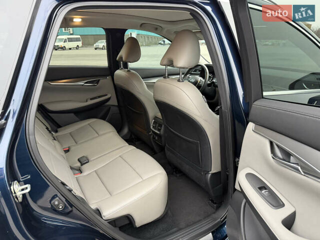 Синий Инфинити QX50, объемом двигателя 1.99 л и пробегом 23 тыс. км за 22500 $, фото 23 на Automoto.ua