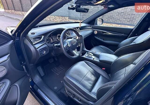 Синий Инфинити QX50, объемом двигателя 2 л и пробегом 19 тыс. км за 49000 $, фото 5 на Automoto.ua