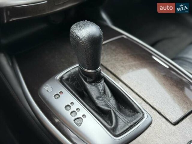 Білий Інфініті QX60, об'ємом двигуна 3.5 л та пробігом 260 тис. км за 13100 $, фото 18 на Automoto.ua