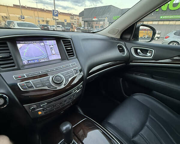 Белый Инфинити QX60, объемом двигателя 2.5 л и пробегом 188 тыс. км за 17000 $, фото 16 на Automoto.ua