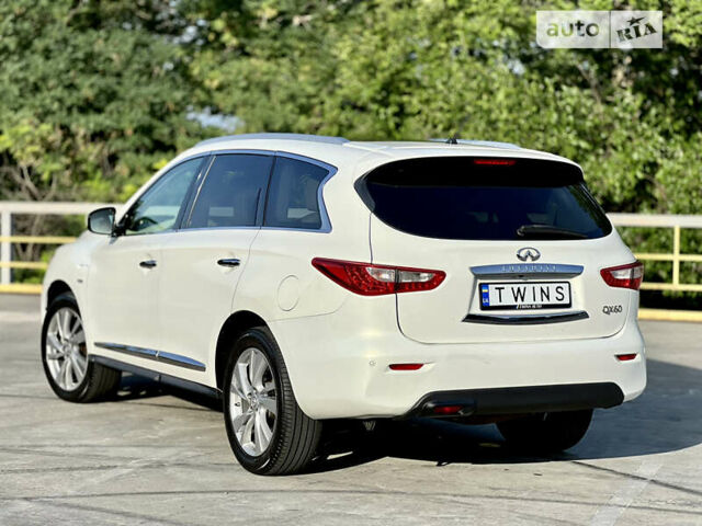 Білий Інфініті QX60, об'ємом двигуна 2.5 л та пробігом 142 тис. км за 18900 $, фото 14 на Automoto.ua