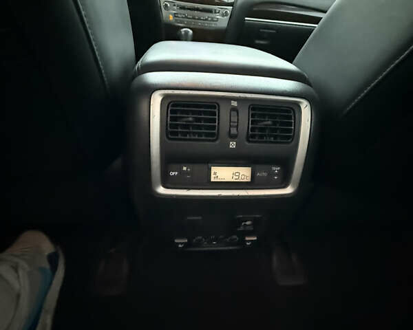 Белый Инфинити QX60, объемом двигателя 2.5 л и пробегом 188 тыс. км за 17000 $, фото 25 на Automoto.ua