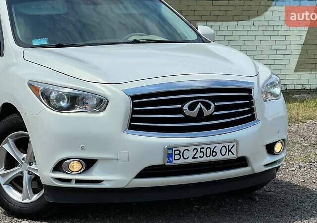 Белый Инфинити QX60, объемом двигателя 3.5 л и пробегом 284 тыс. км за 12500 $, фото 1 на Automoto.ua