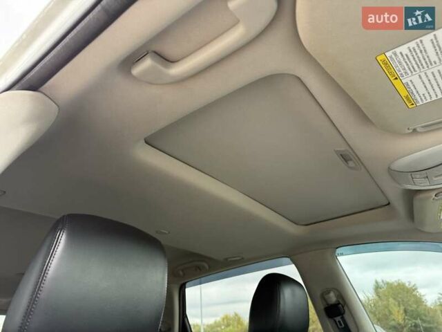 Белый Инфинити QX60, объемом двигателя 2.5 л и пробегом 251 тыс. км за 14500 $, фото 11 на Automoto.ua