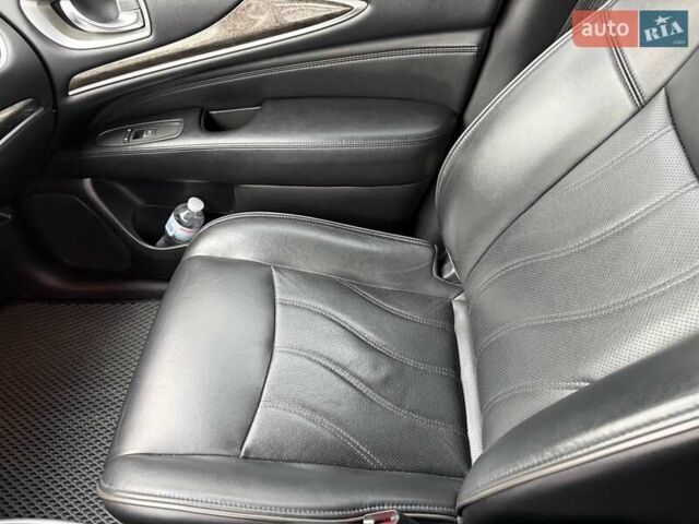 Белый Инфинити QX60, объемом двигателя 2.5 л и пробегом 251 тыс. км за 14500 $, фото 12 на Automoto.ua