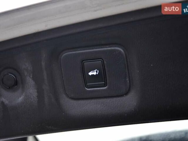 Білий Інфініті QX60, об'ємом двигуна 2.49 л та пробігом 180 тис. км за 9500 $, фото 25 на Automoto.ua