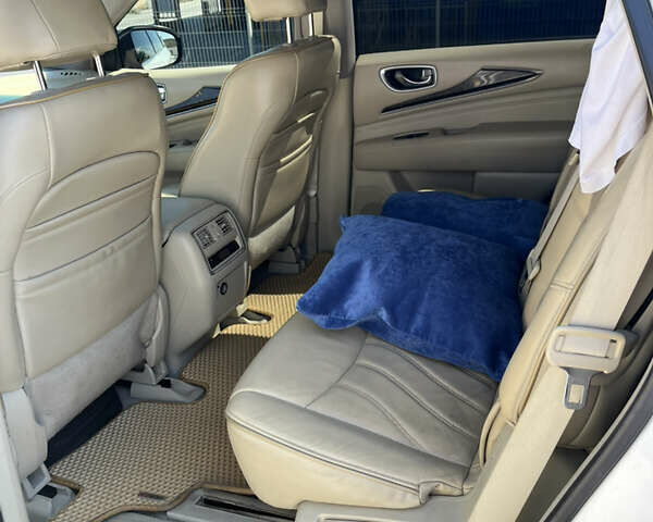 Белый Инфинити QX60, объемом двигателя 2.49 л и пробегом 240 тыс. км за 15000 $, фото 20 на Automoto.ua