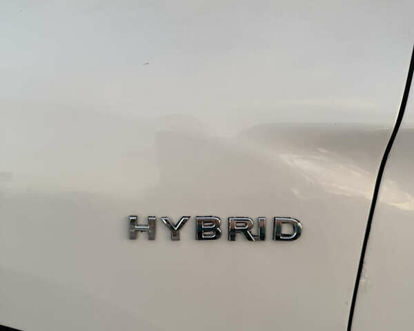 Белый Инфинити QX60, объемом двигателя 2.5 л и пробегом 188 тыс. км за 17000 $, фото 13 на Automoto.ua