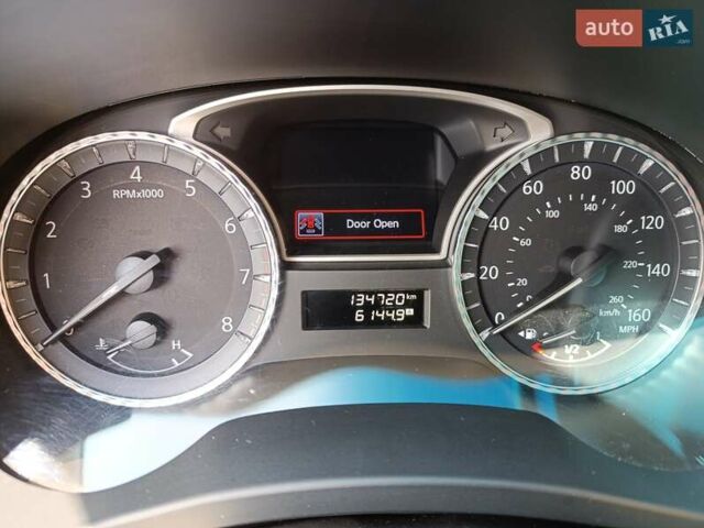 Белый Инфинити QX60, объемом двигателя 3.5 л и пробегом 135 тыс. км за 16600 $, фото 22 на Automoto.ua