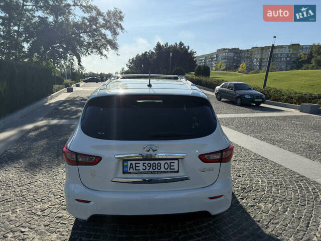 Белый Инфинити QX60, объемом двигателя 3.5 л и пробегом 190 тыс. км за 16500 $, фото 8 на Automoto.ua