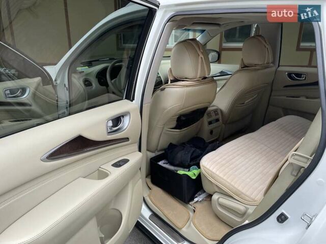 Білий Інфініті QX60, об'ємом двигуна 3.5 л та пробігом 217 тис. км за 15000 $, фото 12 на Automoto.ua