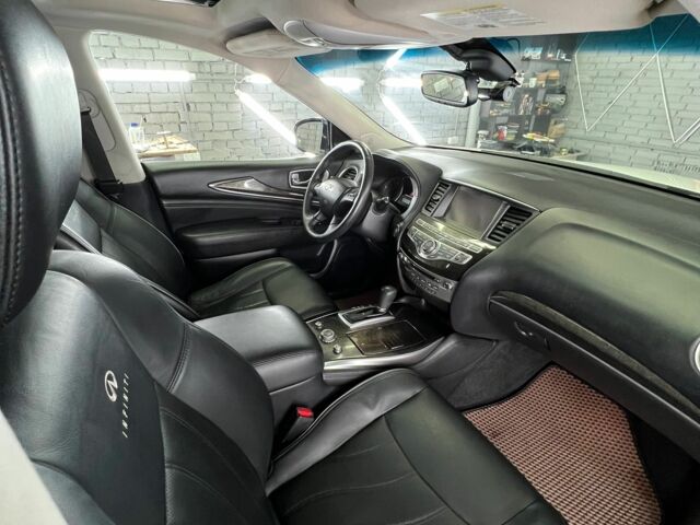 Белый Инфинити QX60, объемом двигателя 2.5 л и пробегом 208 тыс. км за 14500 $, фото 7 на Automoto.ua