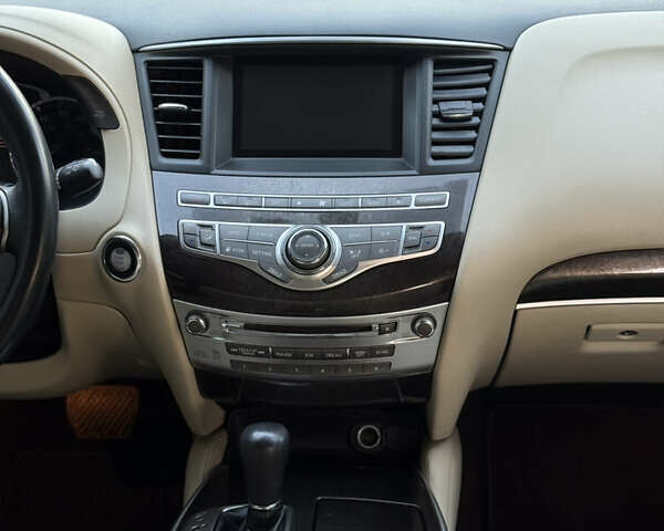 Белый Инфинити QX60, объемом двигателя 3.5 л и пробегом 153 тыс. км за 12999 $, фото 15 на Automoto.ua